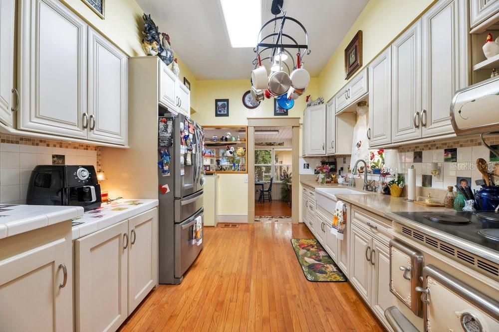 На продажу: $399,999 (3 спален, 3 ванн, 1788 Квадратных фут)