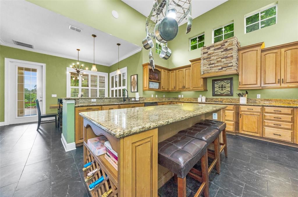 待售: $1,785,000 (4 贝兹, 4 浴室, 4204 平方英尺)