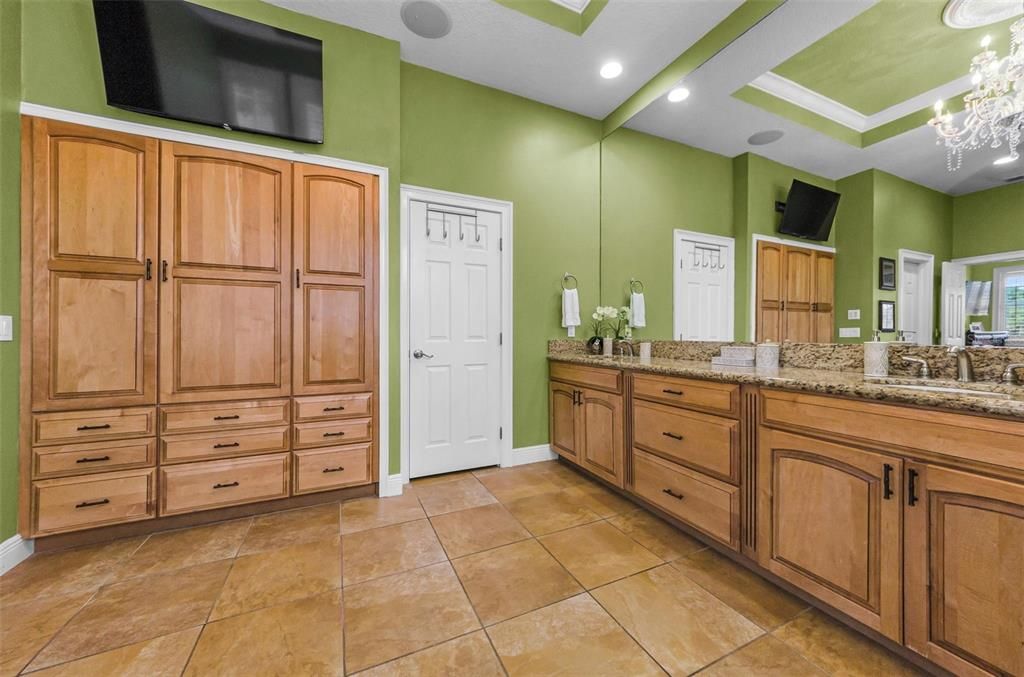 待售: $1,785,000 (4 贝兹, 4 浴室, 4204 平方英尺)