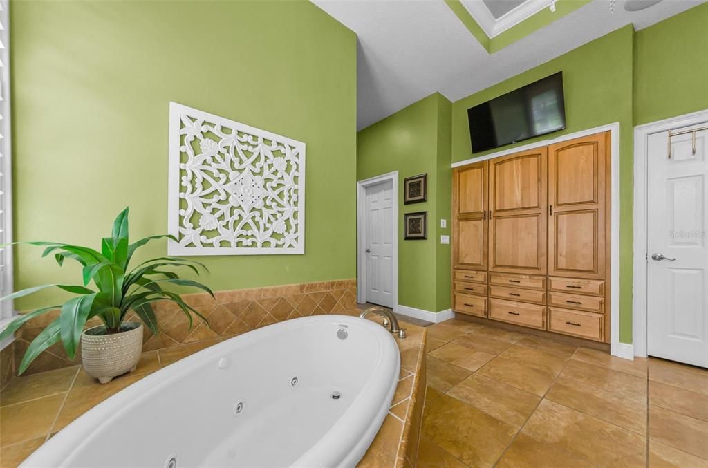 待售: $1,785,000 (4 贝兹, 4 浴室, 4204 平方英尺)