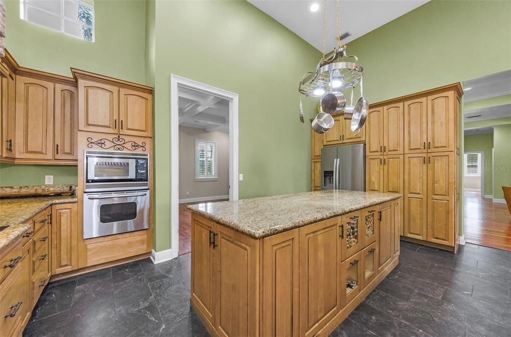 待售: $1,785,000 (4 贝兹, 4 浴室, 4204 平方英尺)