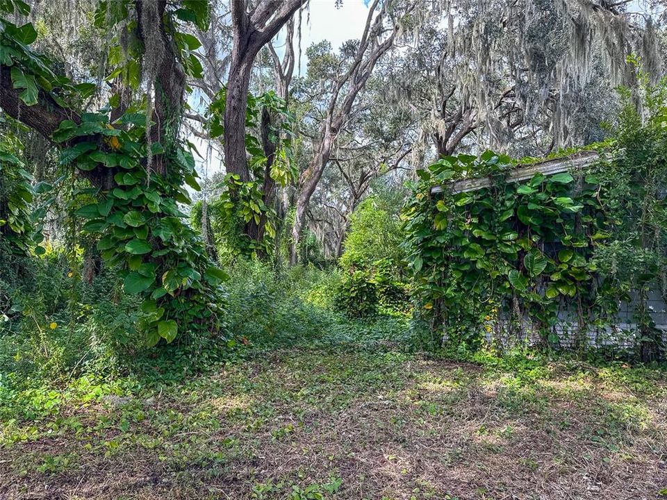 For Sale: $159,000 (3 beds, 2 baths, 1456 Square Feet)