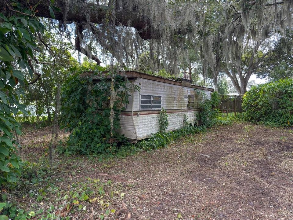 For Sale: $159,000 (3 beds, 2 baths, 1456 Square Feet)