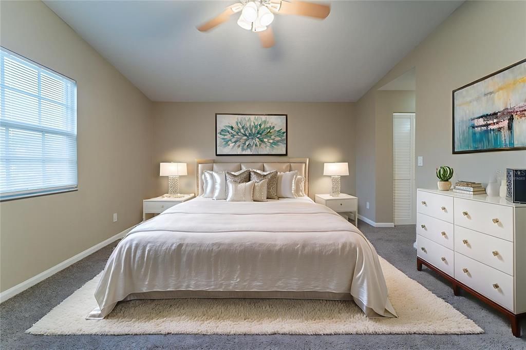 Active With Contract: $544,900 (3 beds, 2 baths, 2286 Square Feet)