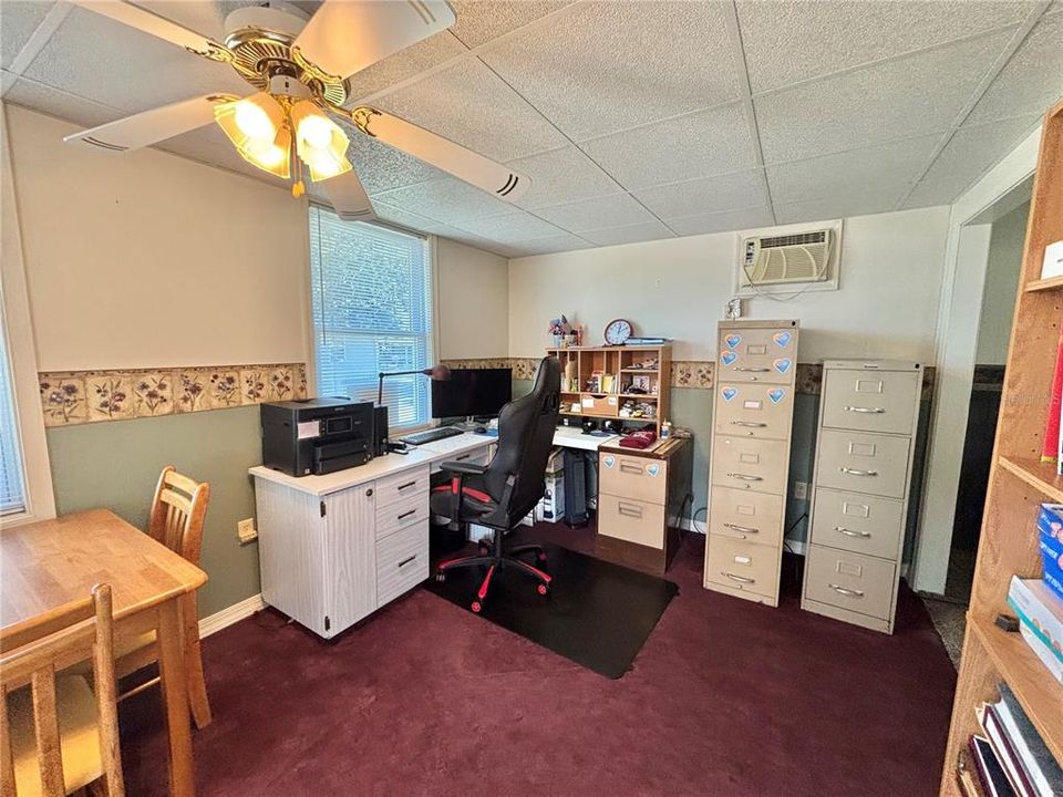 For Sale: $135,000 (2 beds, 2 baths, 1434 Square Feet)