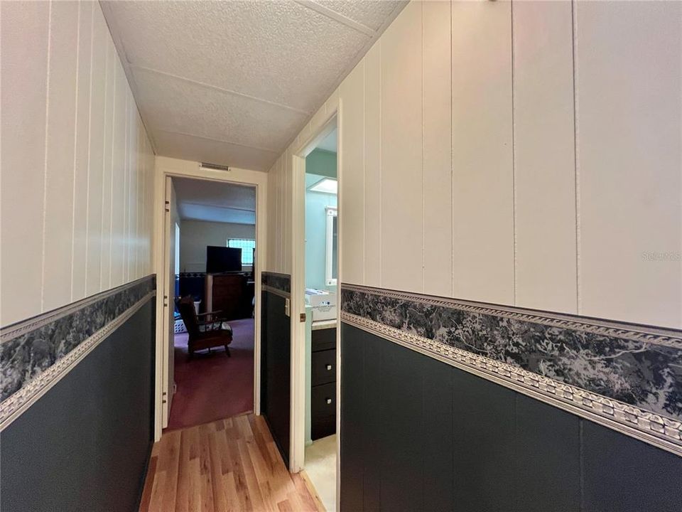 For Sale: $135,000 (2 beds, 2 baths, 1434 Square Feet)