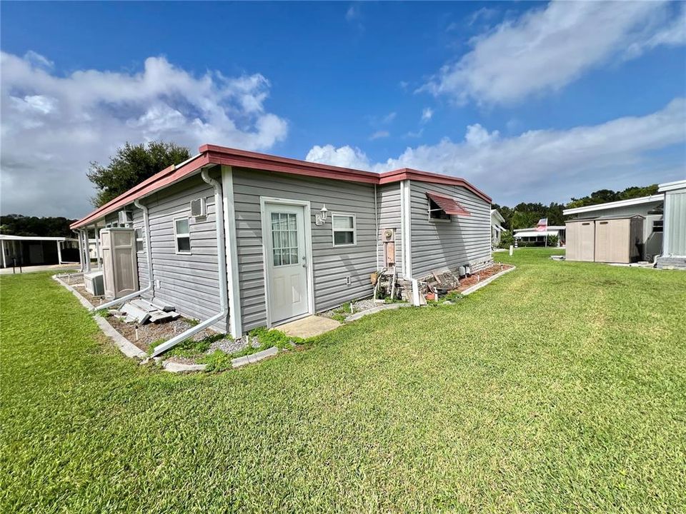 For Sale: $135,000 (2 beds, 2 baths, 1434 Square Feet)