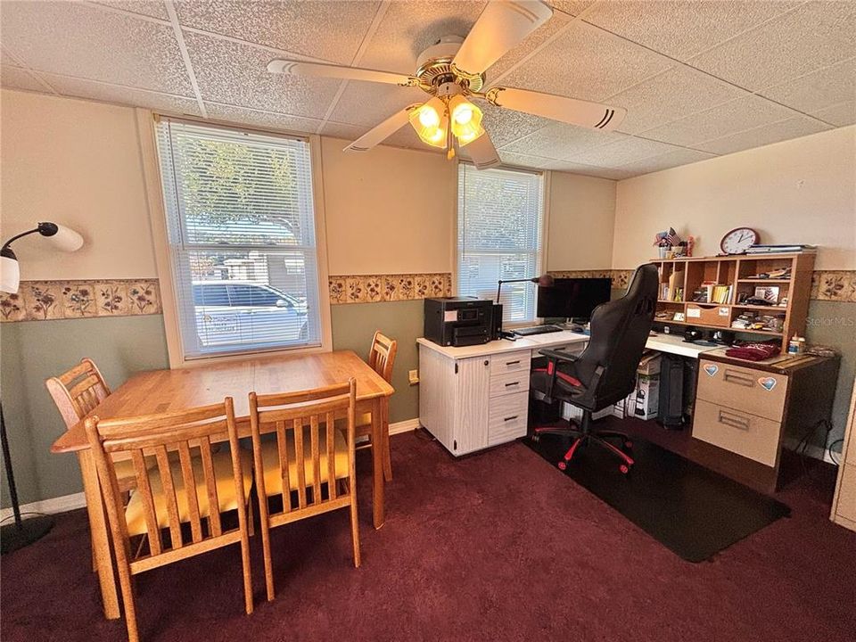 For Sale: $135,000 (2 beds, 2 baths, 1434 Square Feet)