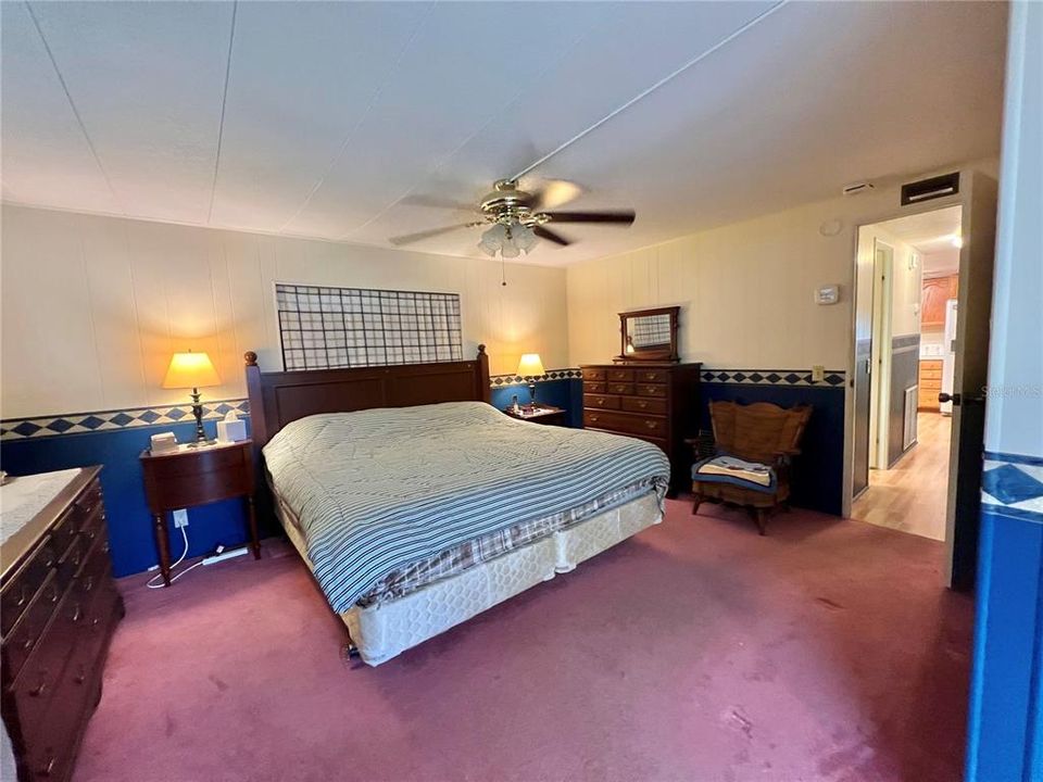 For Sale: $135,000 (2 beds, 2 baths, 1434 Square Feet)