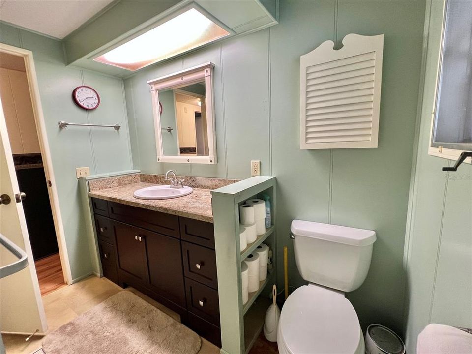 For Sale: $135,000 (2 beds, 2 baths, 1434 Square Feet)