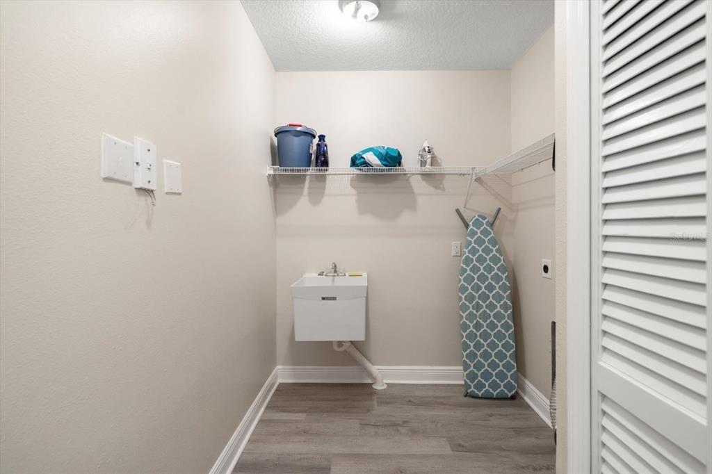 待售: $1,685,000 (3 贝兹, 3 浴室, 3020 平方英尺)