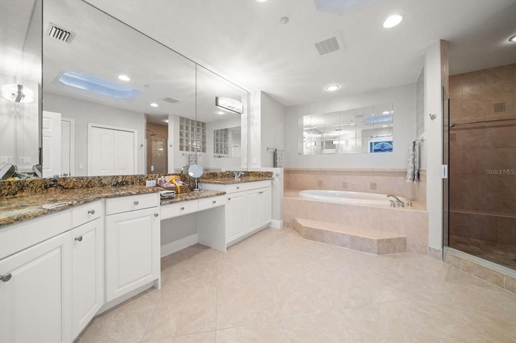 待售: $1,685,000 (3 贝兹, 3 浴室, 3020 平方英尺)