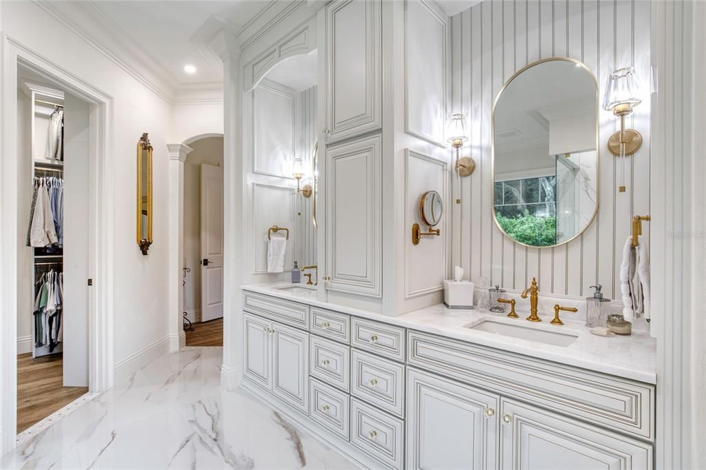 En Venta: $1,995,000 (3 camas, 2 baños, 3310 Pies cuadrados)