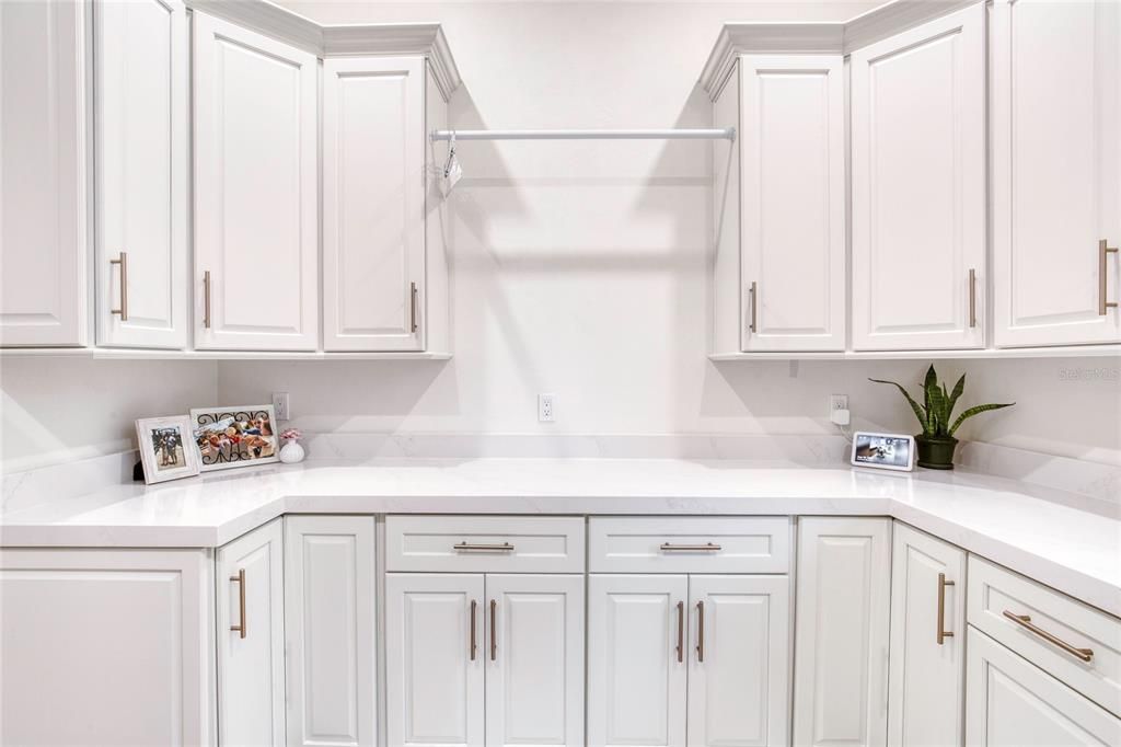 En Venta: $1,995,000 (3 camas, 2 baños, 3310 Pies cuadrados)