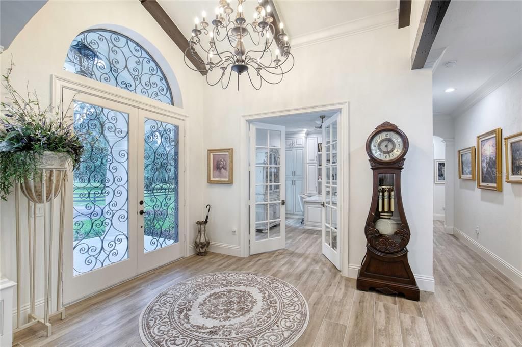 En Venta: $1,995,000 (3 camas, 2 baños, 3310 Pies cuadrados)