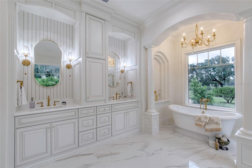 En Venta: $1,995,000 (3 camas, 2 baños, 3310 Pies cuadrados)