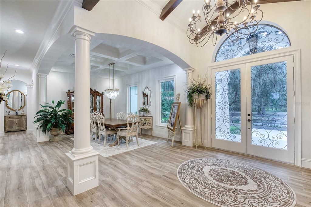 En Venta: $1,995,000 (3 camas, 2 baños, 3310 Pies cuadrados)