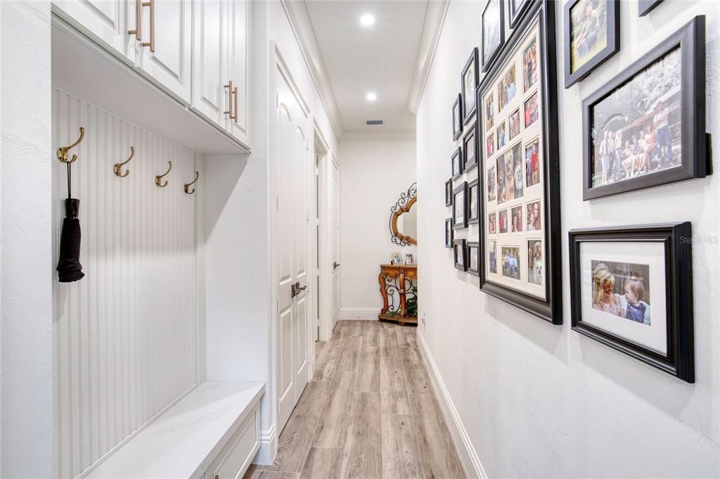 En Venta: $1,995,000 (3 camas, 2 baños, 3310 Pies cuadrados)