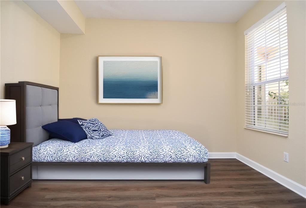 Activo con contrato: $294,000 (3 camas, 2 baños, 1438 Pies cuadrados)