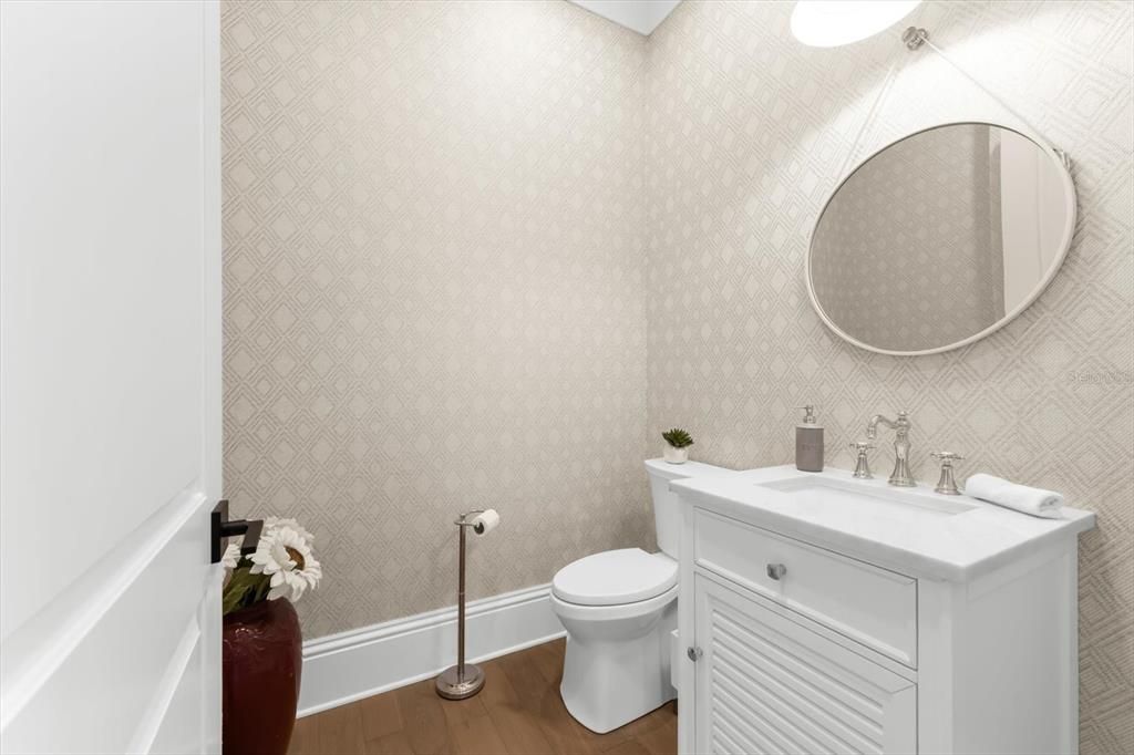 合同活跃: $4,500,000 (4 贝兹, 4 浴室, 4007 平方英尺)