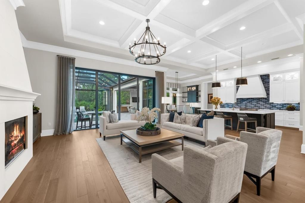 合同活跃: $4,500,000 (4 贝兹, 4 浴室, 4007 平方英尺)