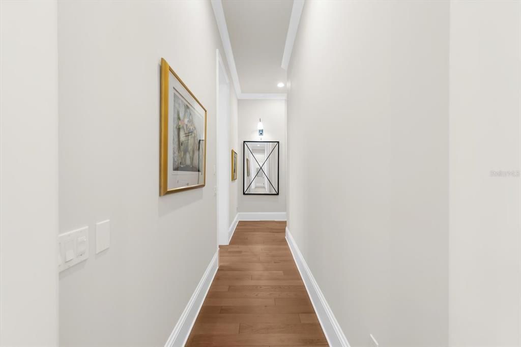 合同活跃: $4,500,000 (4 贝兹, 4 浴室, 4007 平方英尺)