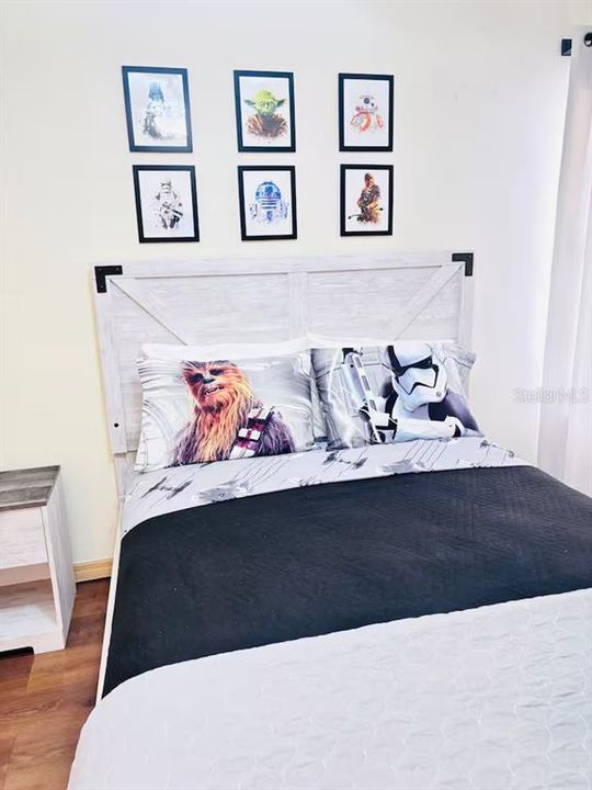 合同活跃: $235,000 (3 贝兹, 2 浴室, 1220 平方英尺)