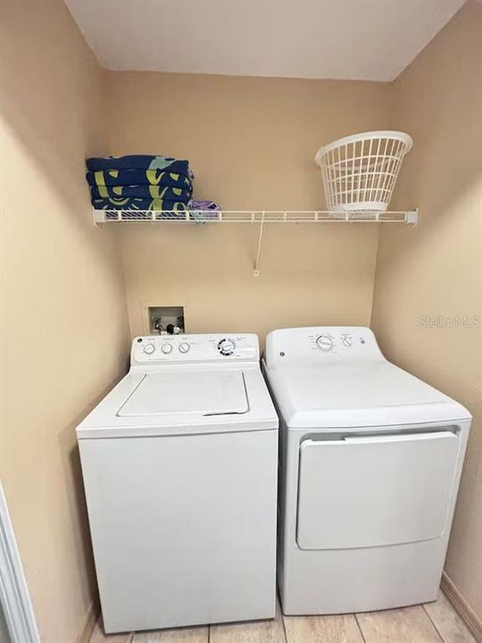 合同活跃: $235,000 (3 贝兹, 2 浴室, 1220 平方英尺)