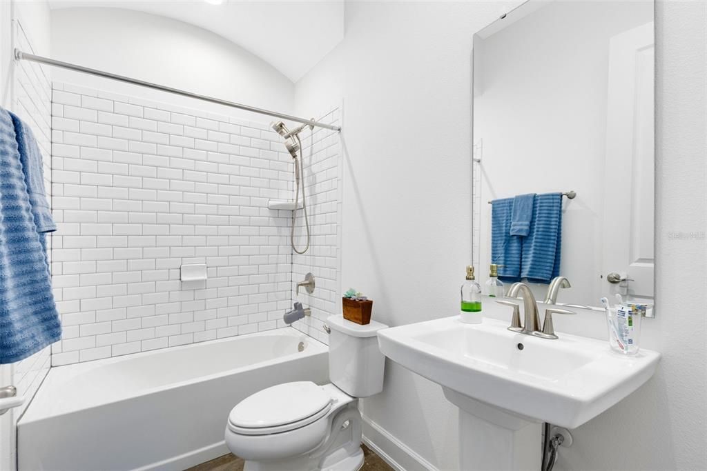 待售: $749,900 (4 贝兹, 3 浴室, 2308 平方英尺)