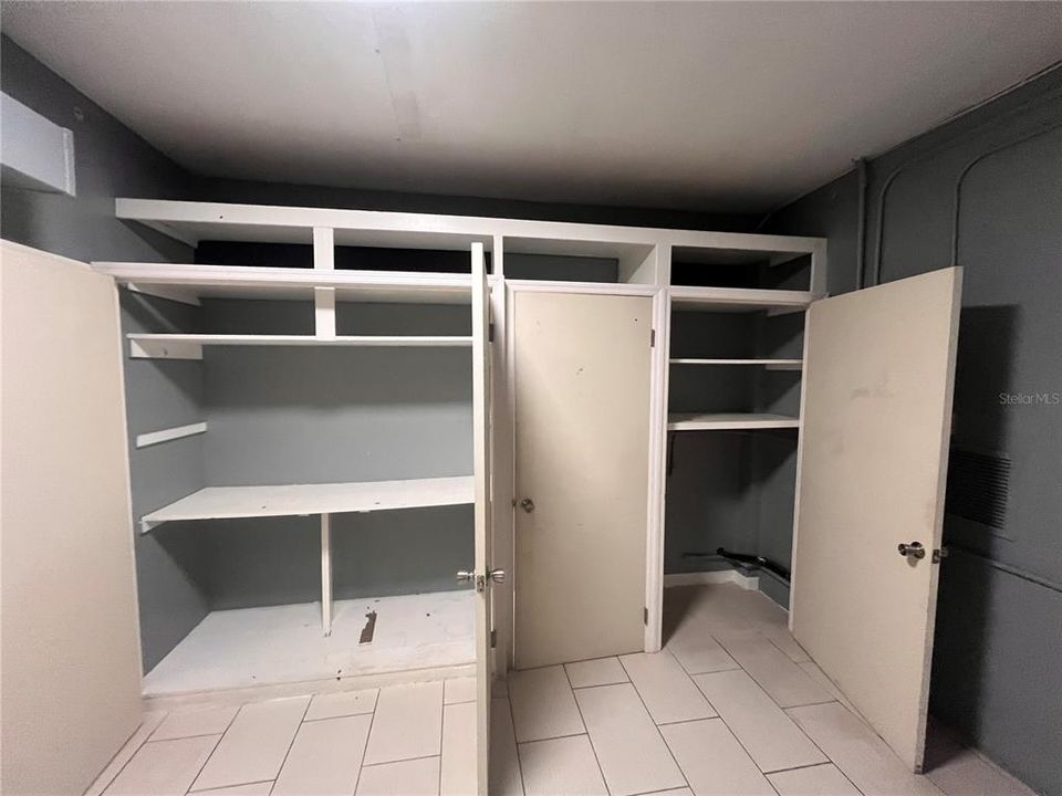 На продажу: $47,060 (0 спален, 0 ванн, 4100 Квадратных фут)