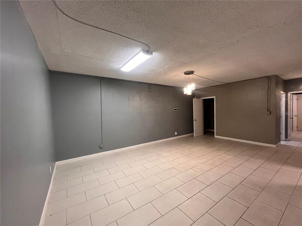 На продажу: $47,060 (0 спален, 0 ванн, 4100 Квадратных фут)