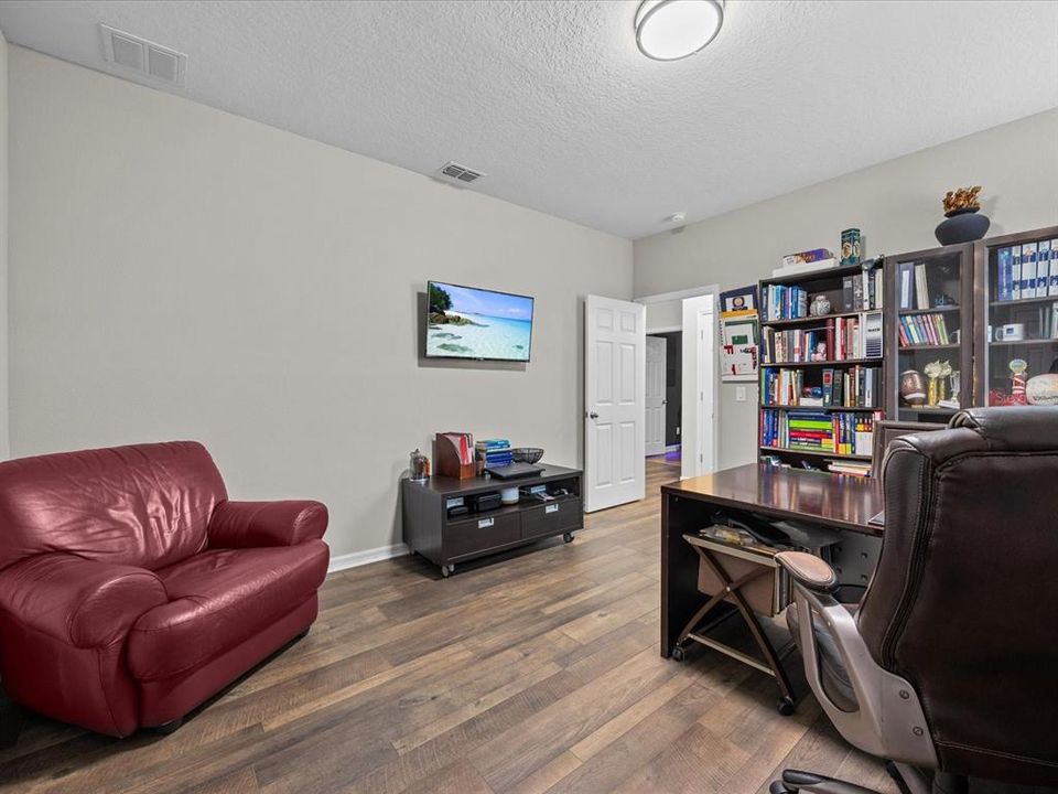 Activo con contrato: $1,124,000 (7 camas, 5 baños, 5131 Pies cuadrados)