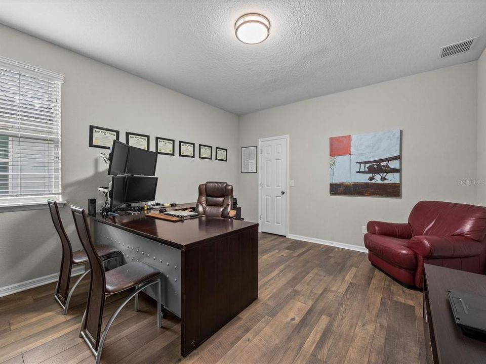 Activo con contrato: $1,124,000 (7 camas, 5 baños, 5131 Pies cuadrados)