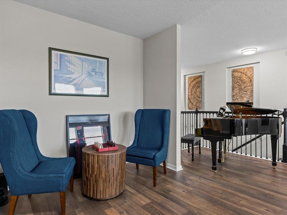 Activo con contrato: $1,124,000 (7 camas, 5 baños, 5131 Pies cuadrados)