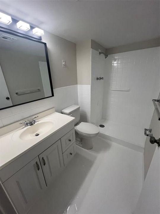 For Rent: $1,900 (2 beds, 2 baths, 1050 Square Feet)