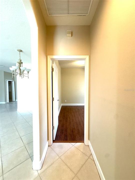 Под контрактом: $2,950 (3 спален, 2 ванн, 1712 Квадратных фут)