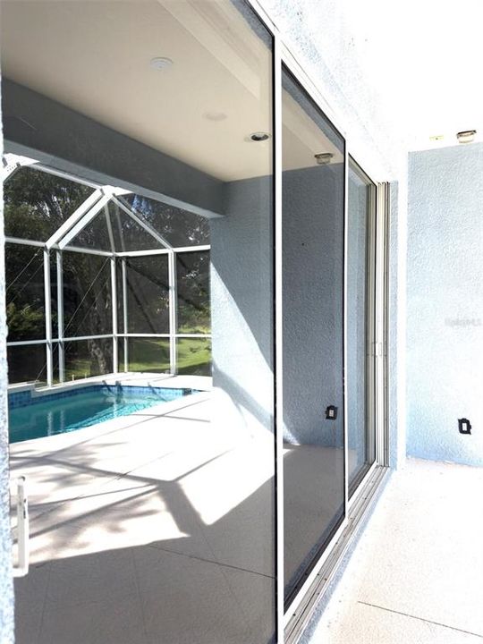 Под контрактом: $2,950 (3 спален, 2 ванн, 1712 Квадратных фут)