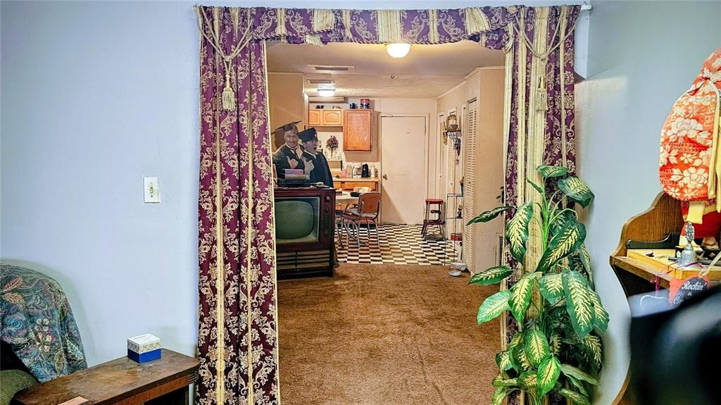 待售: $198,600 (3 贝兹, 1 浴室, 1336 平方英尺)