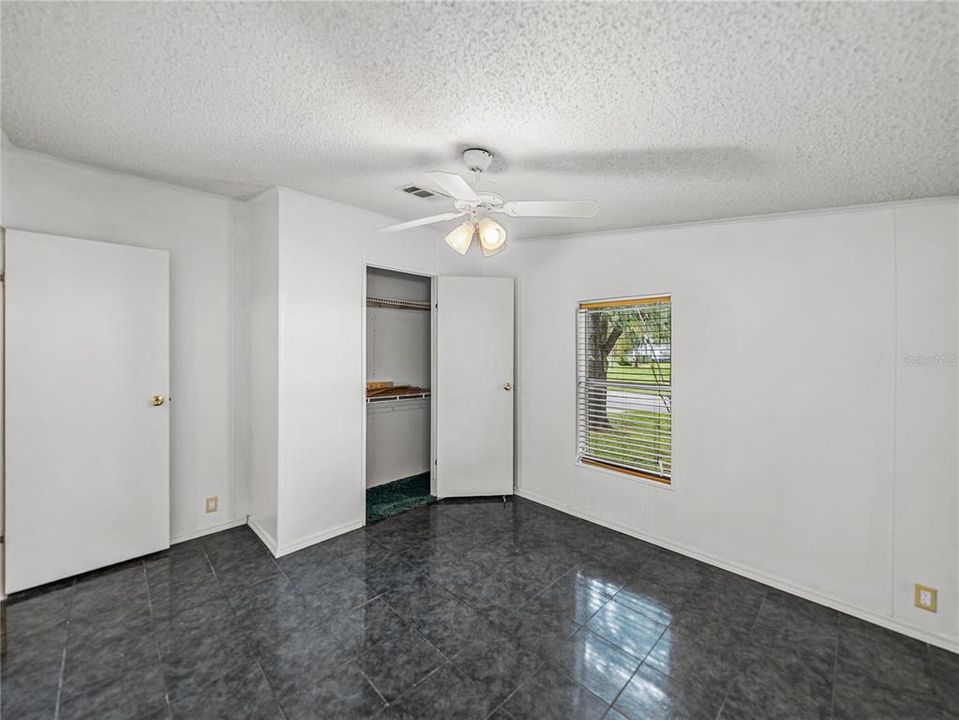 Под контрактом: $188,900 (2 спален, 2 ванн, 1134 Квадратных фут)