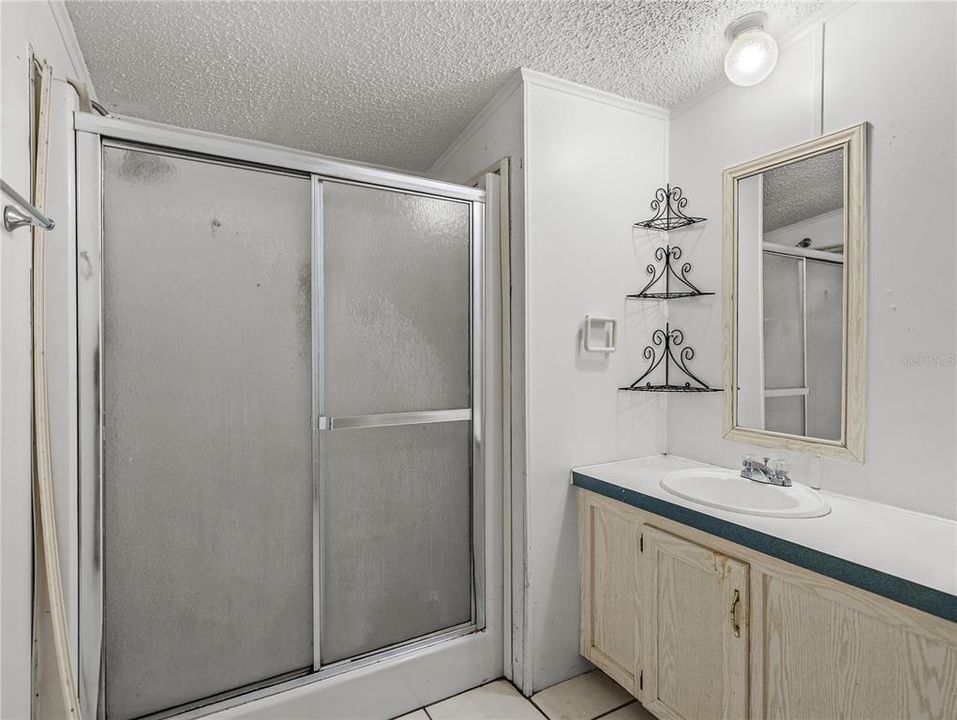 Под контрактом: $188,900 (2 спален, 2 ванн, 1134 Квадратных фут)