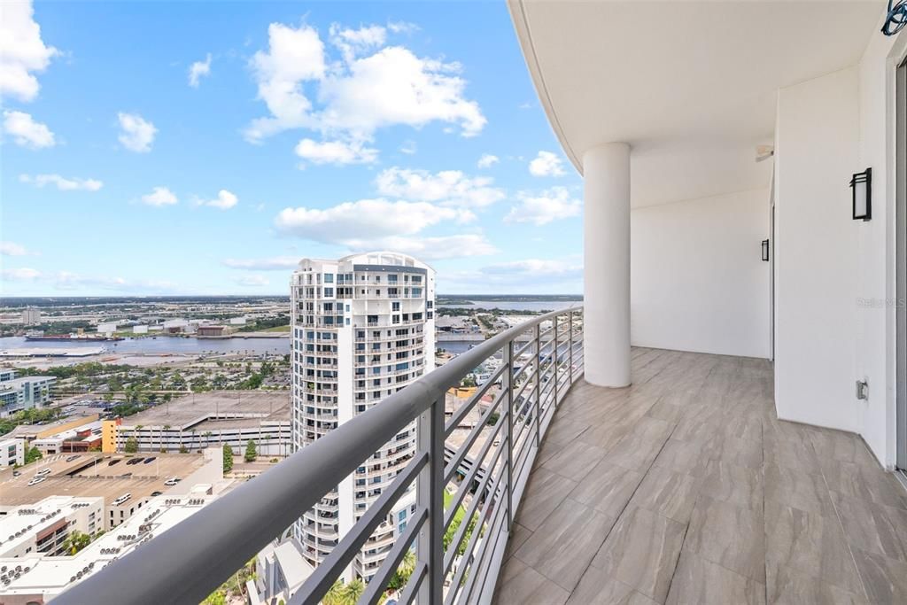 En Renta: $24,900 (4 camas, 4 baños, 4462 Pies cuadrados)