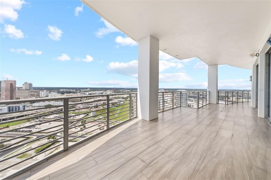 En Renta: $24,900 (4 camas, 4 baños, 4462 Pies cuadrados)