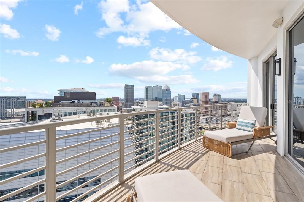 En Renta: $24,900 (4 camas, 4 baños, 4462 Pies cuadrados)