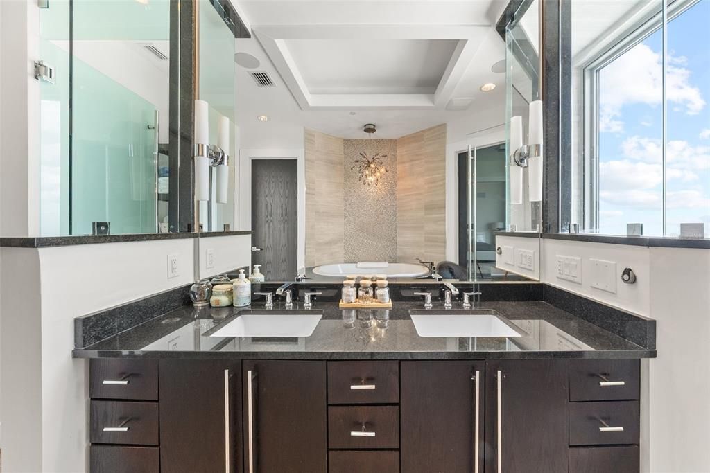 En Renta: $24,900 (4 camas, 4 baños, 4462 Pies cuadrados)