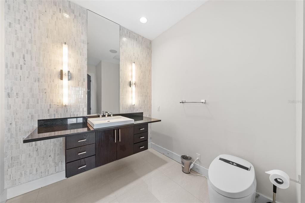 En Renta: $24,900 (4 camas, 4 baños, 4462 Pies cuadrados)