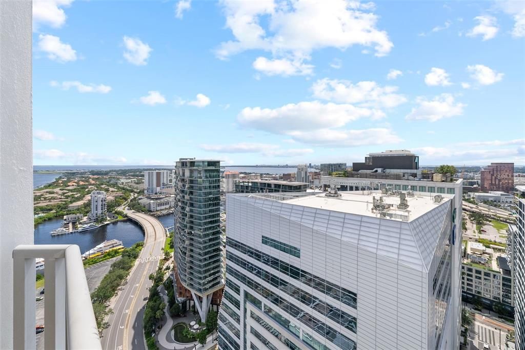 En Renta: $24,900 (4 camas, 4 baños, 4462 Pies cuadrados)