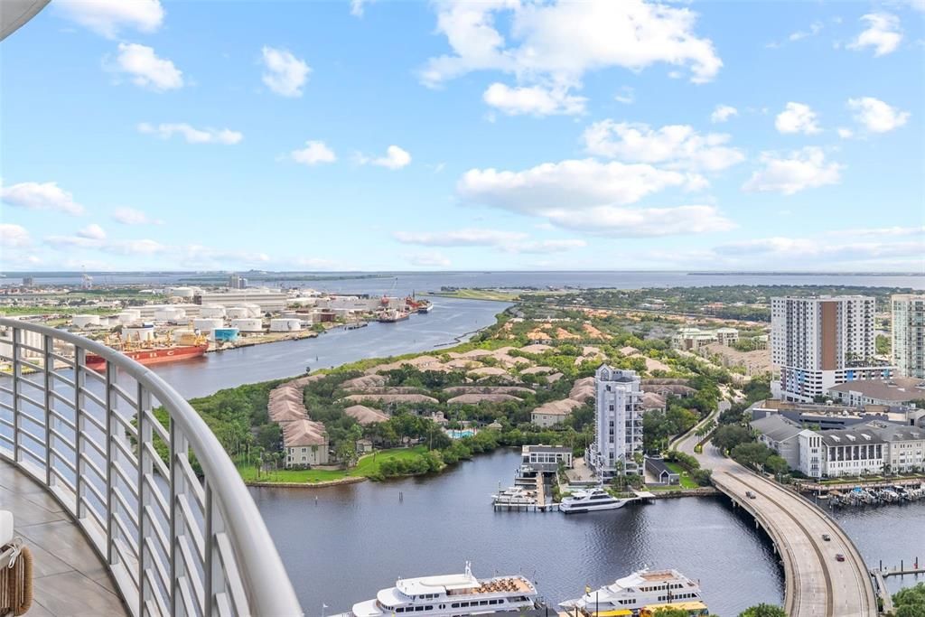 En Renta: $24,900 (4 camas, 4 baños, 4462 Pies cuadrados)