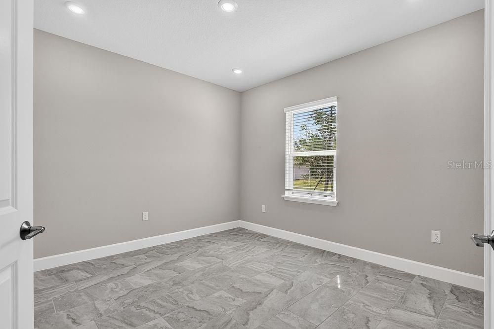 Active With Contract: $399,990 (3 beds, 2 baths, 2055 Square Feet)