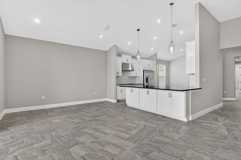 Active With Contract: $399,990 (3 beds, 2 baths, 2055 Square Feet)