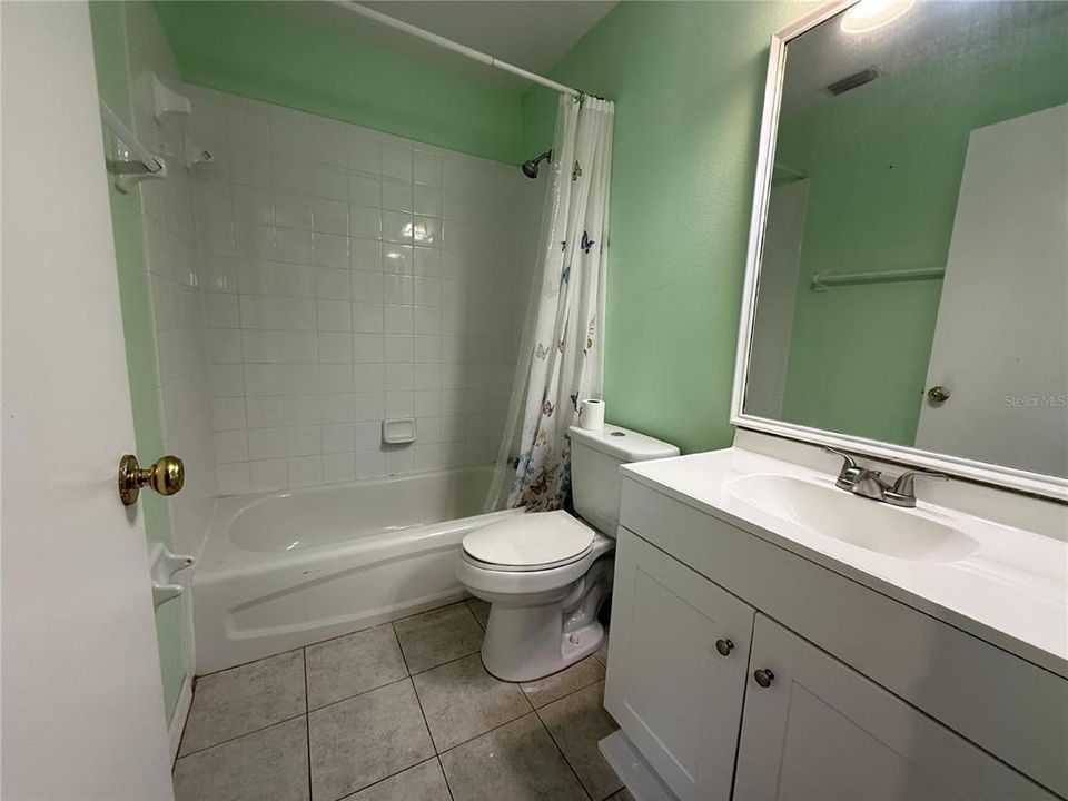 For Rent: $1,900 (3 beds, 2 baths, 1364 Square Feet)